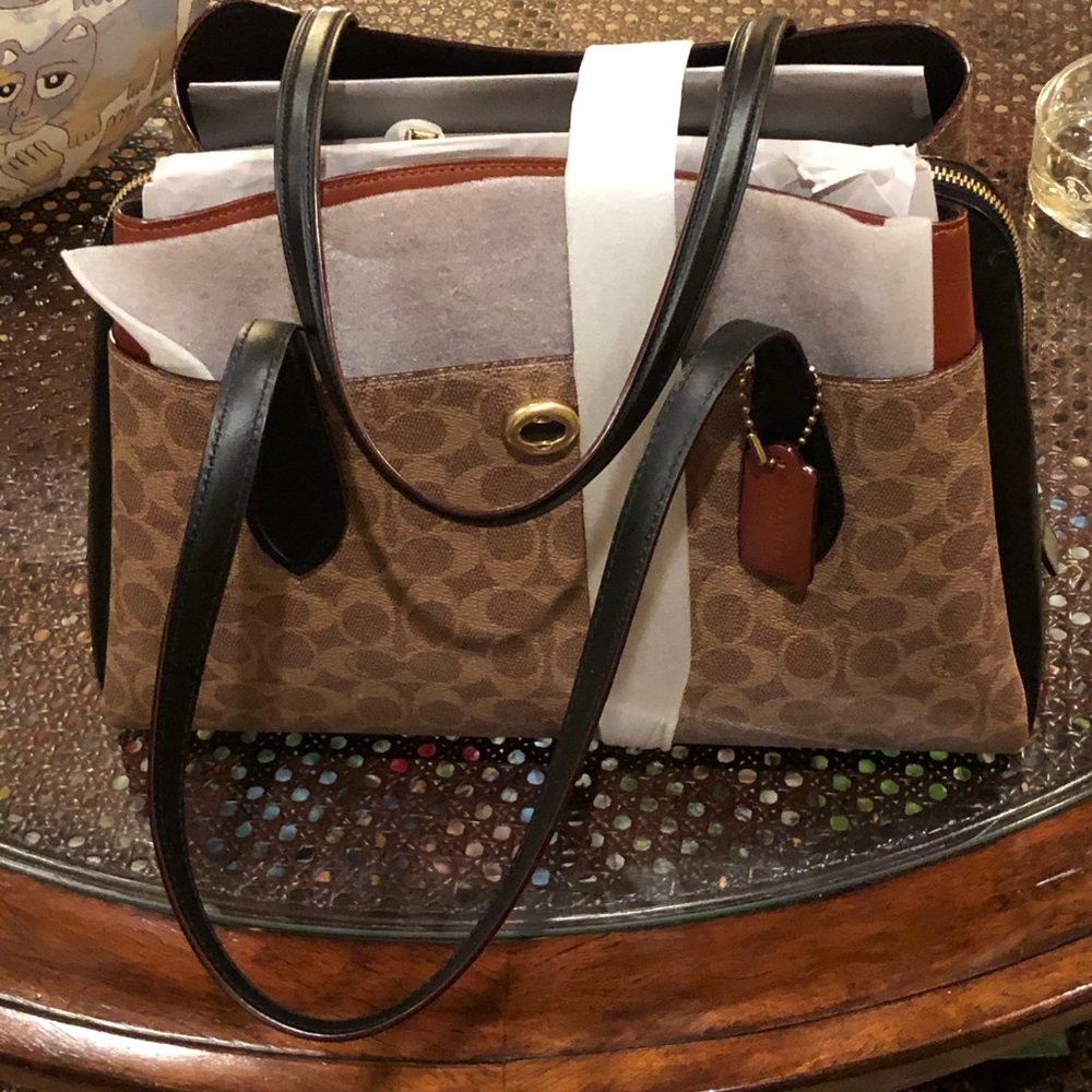 COACH BRAND NEW HANDBAG WITH ALL TAGS